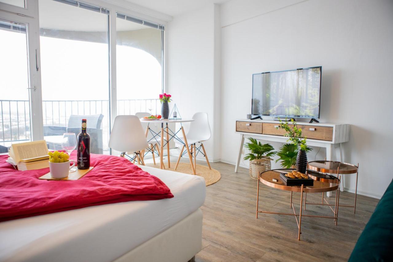 Modernes Apartment Mit Tollem Blick Ueber Die Stadt Augsburg Luaran gambar